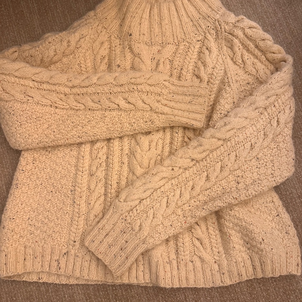 Doen alpaca knit sweater